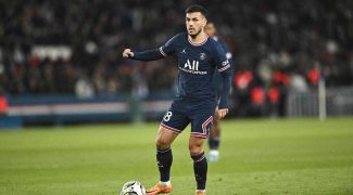 le-psg-repousse-une-premiere-offre-pour-paredes