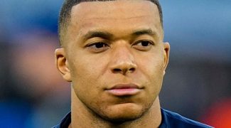 imagine-un-peu-ce-quil-a-ete-oblige-de-faire-mbappe-suspecte