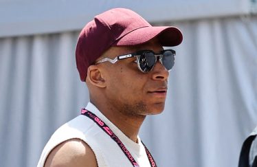 kylian-mbappe-avec-une-star-americaine-les-photos-fuitent